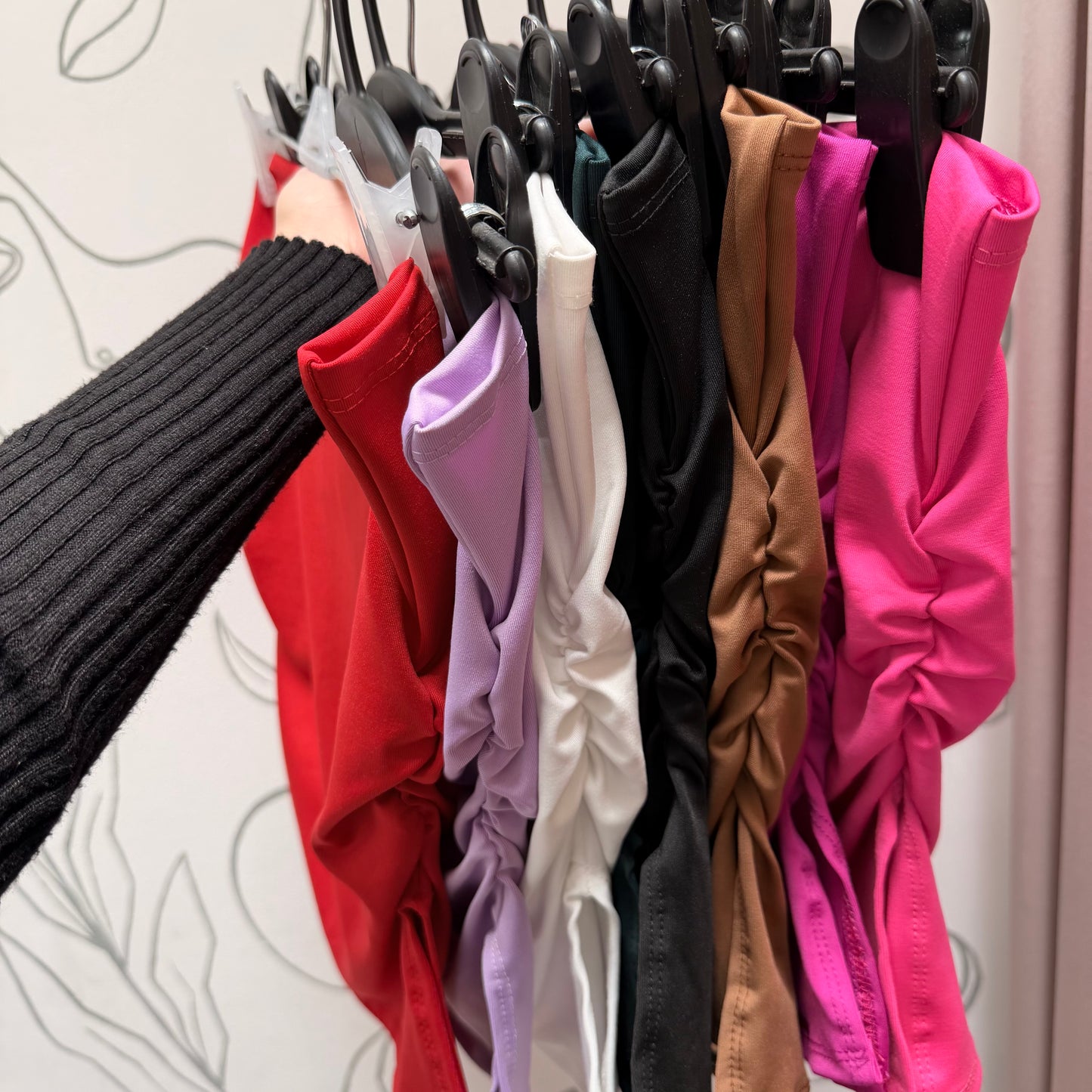 A. Top strapless fruncido