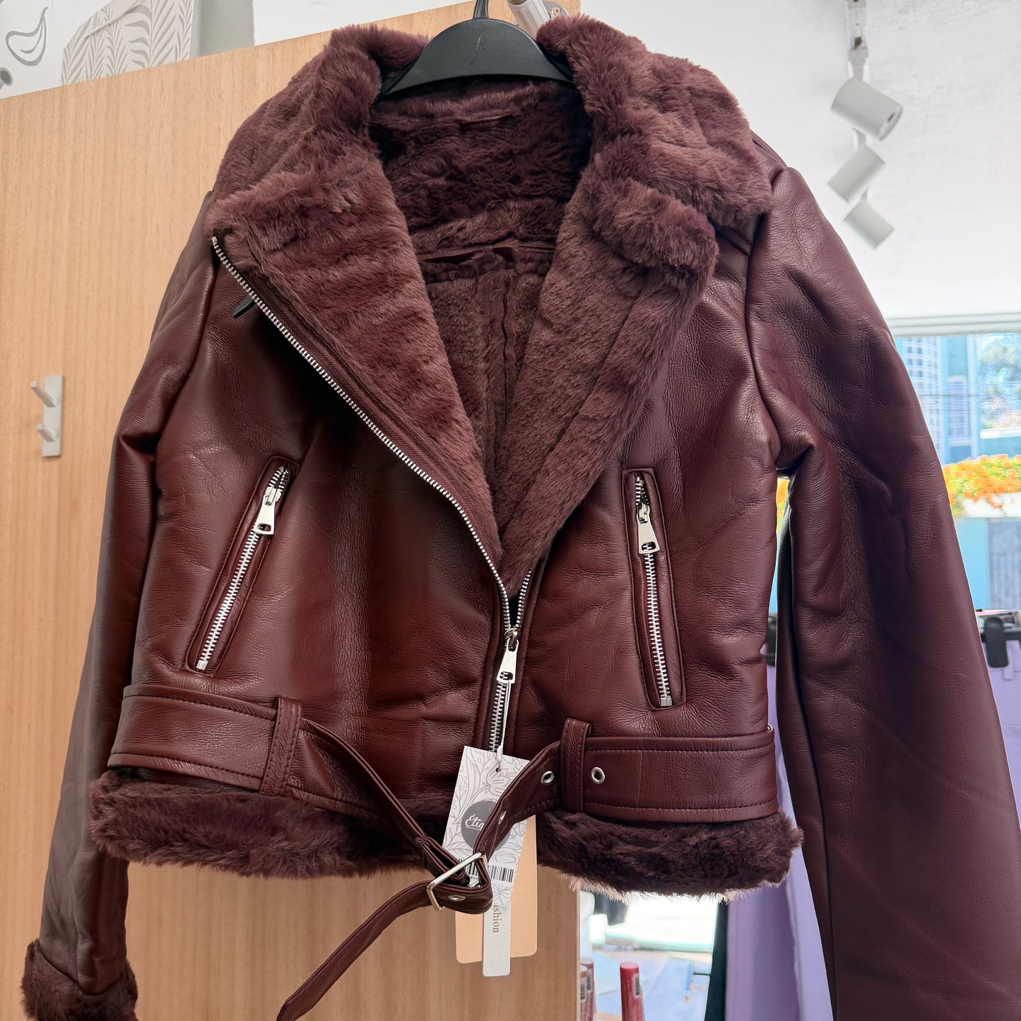 Chaqueta Gamulan frisada