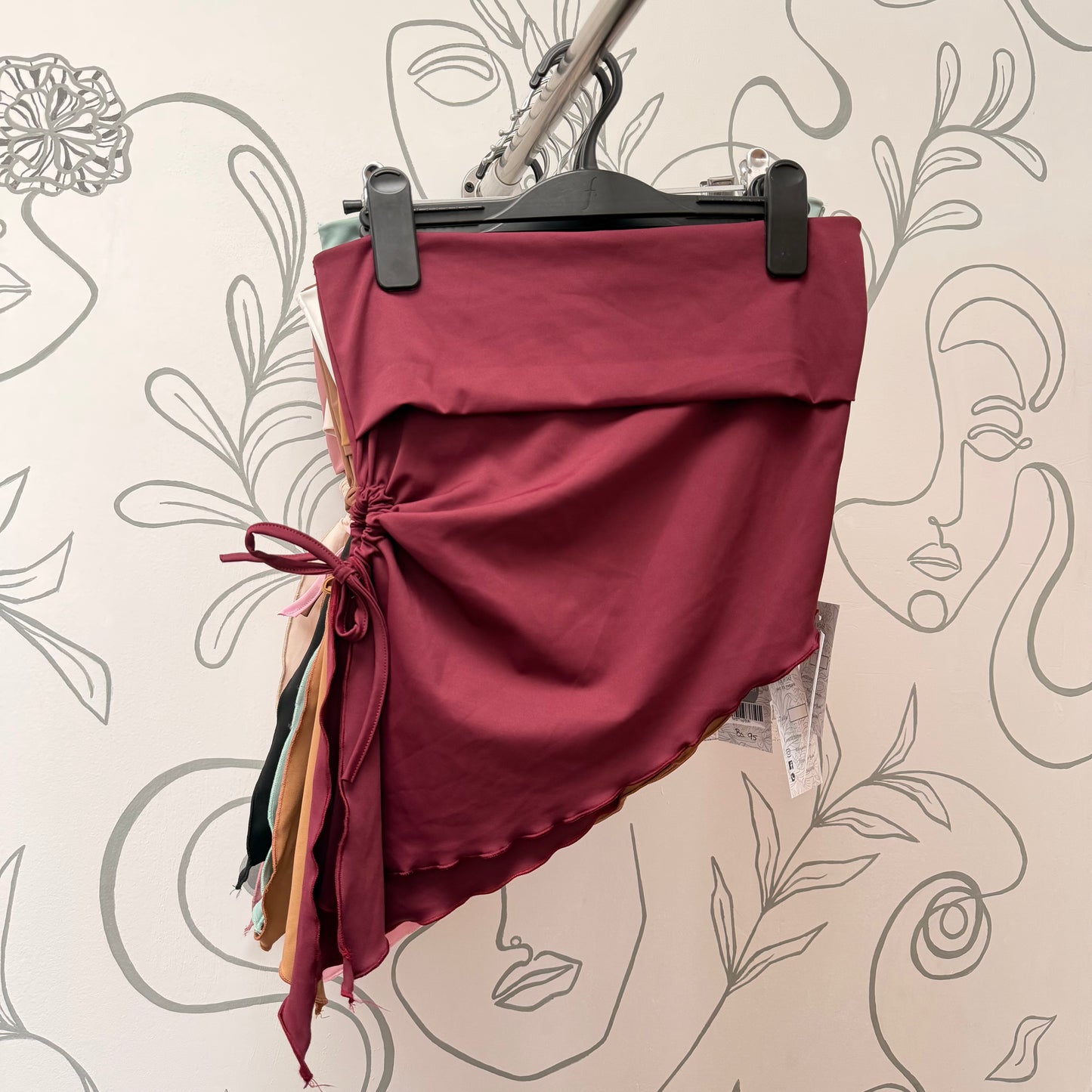 Top strapless irregular