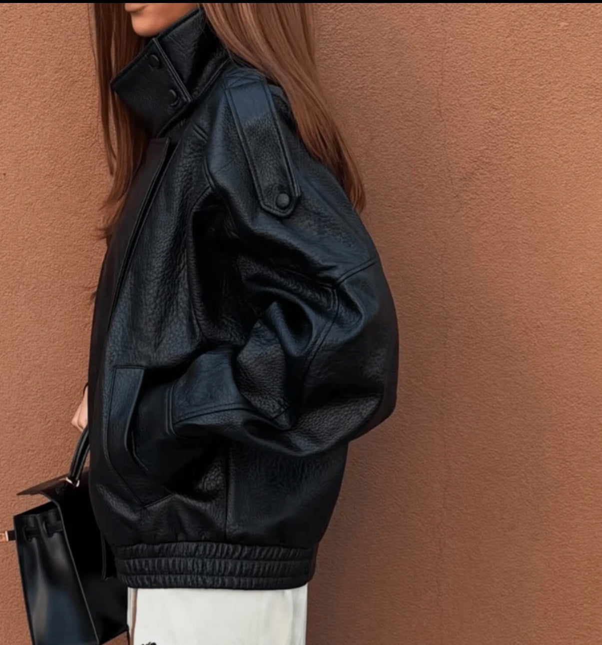A. Chaqueta kaleia oversize de cuero
