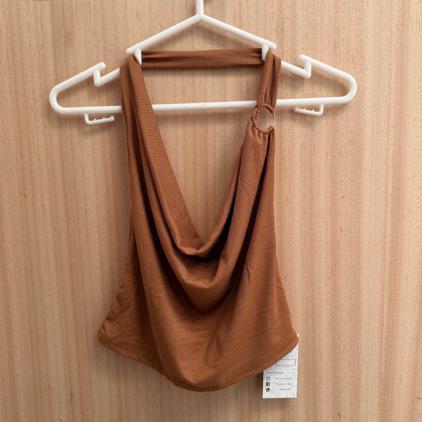 Top halter con argolla